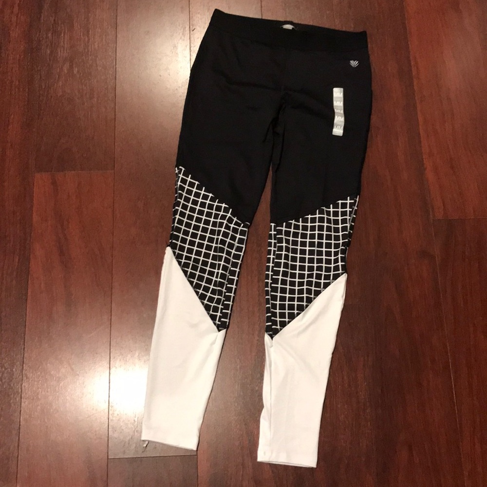 NWT Forever21 Colorblock Leggings